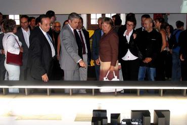 A kiállítást megnyitó Jose Socrates miniszterelnök
