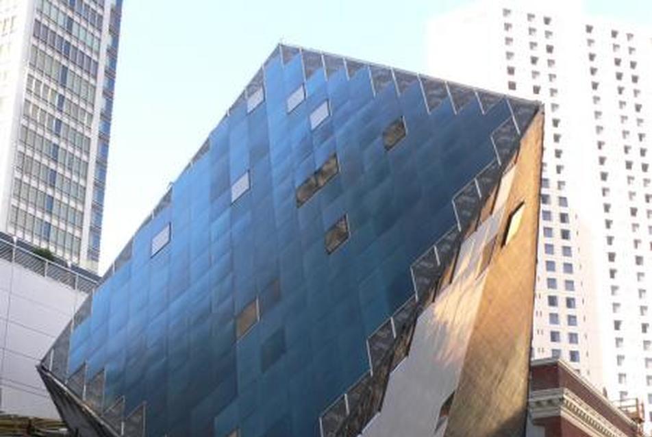A San Franciscó-i Kortárs Zsidó Múzeum új Libeskind-épülete