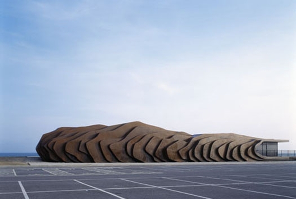A Heatherwick-hatás. Mondhat-e újat egy designer az építészet számára?