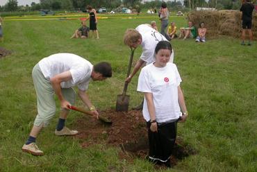 Tájék Csoport: Plant a man