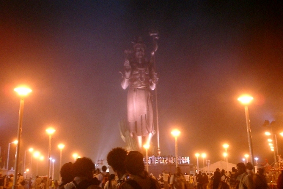 Maha Shivratree, Siva szobor (fotó: Sánta Gábor)
