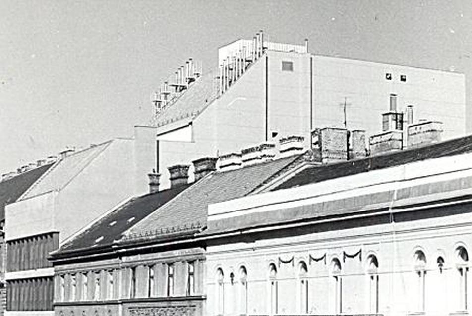 Operaház felújítás, balra az üzemház a Hajós utcai oldalon / fotó: Szabó-Jilek Iván
