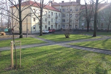 Pécs, keleti városrész, Feketegyémánt tér