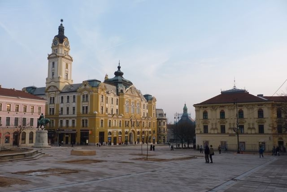 Pécs - Széchenyi tér