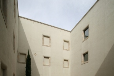 Viseu, Museu Grão Vasco, 2000-2004. Építészet: Eduardo Souto de Moura