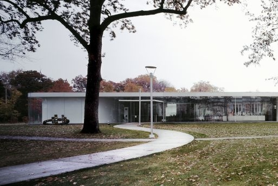 SANAA Glass Pavilion Toledo Museum of Art Toledo Ohio fotó H Suzuki