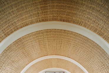 Ravatalozó Aalenben - Karzat Építészek: C18 Architekten Fotó: Brigida Gonzalez: