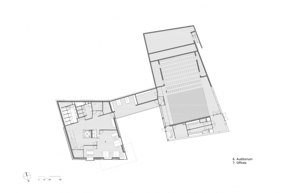 Knut Hamsun központ, Norvégia - építész: Steven Holl Architects. Alaprajz az auditóriummal.