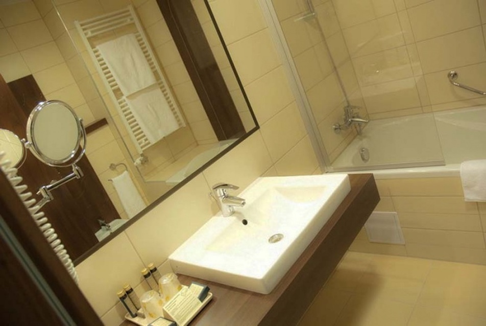 Ginkgo Hotel egy fürdőszoba  - építészet: Kendi Imre, fotó: Rácz Norbert