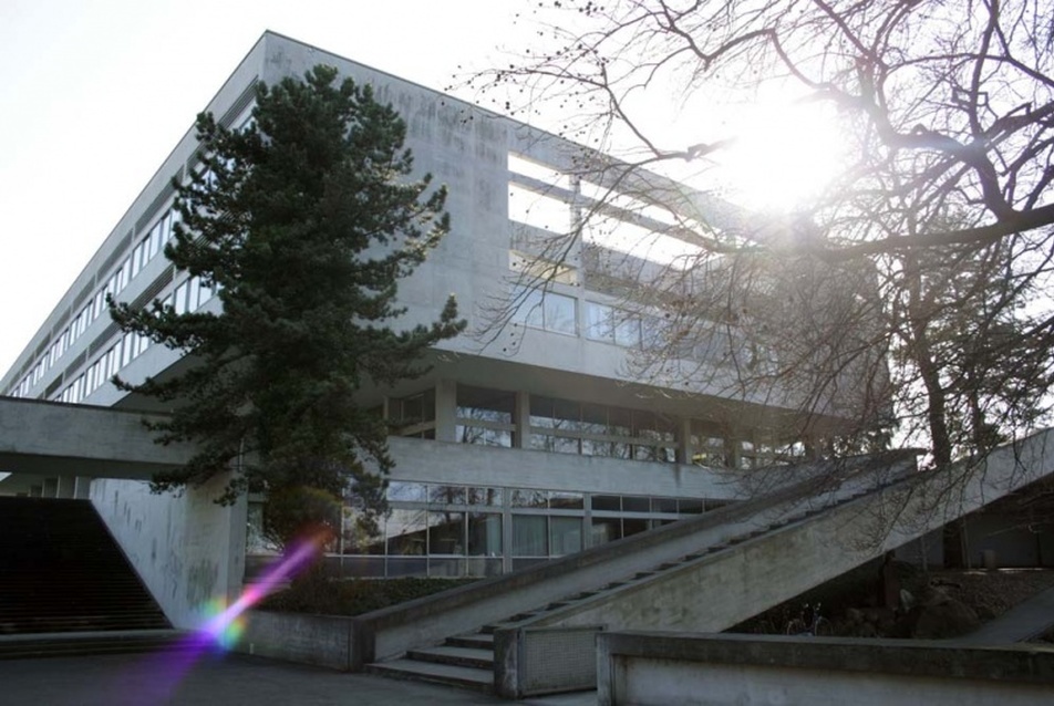Kantonsschule Freudenberg - fotó: Komlósi Bence