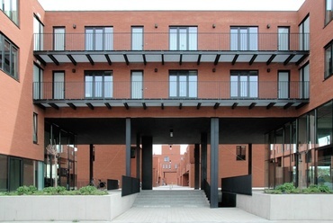 Új  városi blokk, Leuven - Bogdan & Van Broeck Architects