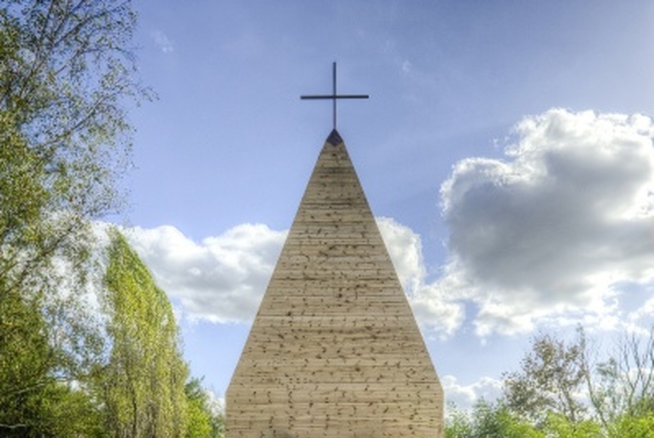 Fatemplom, Tarnów - építészet: BETON, fotó: Jakub Certowicz