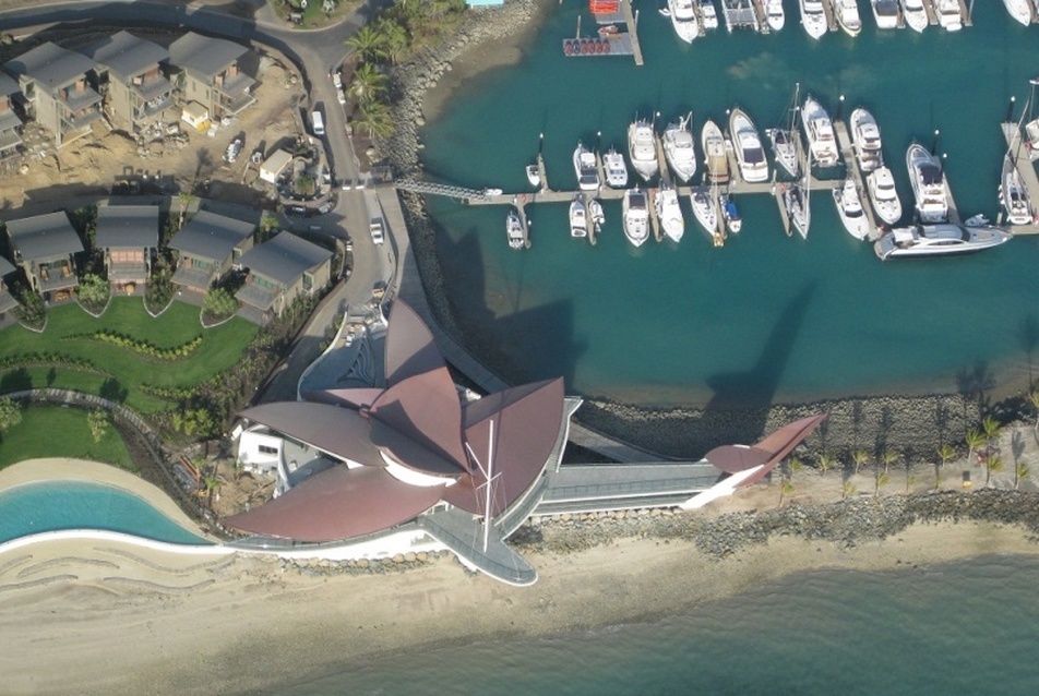 Hamilton Island Yacht Club - Walter Barda Design