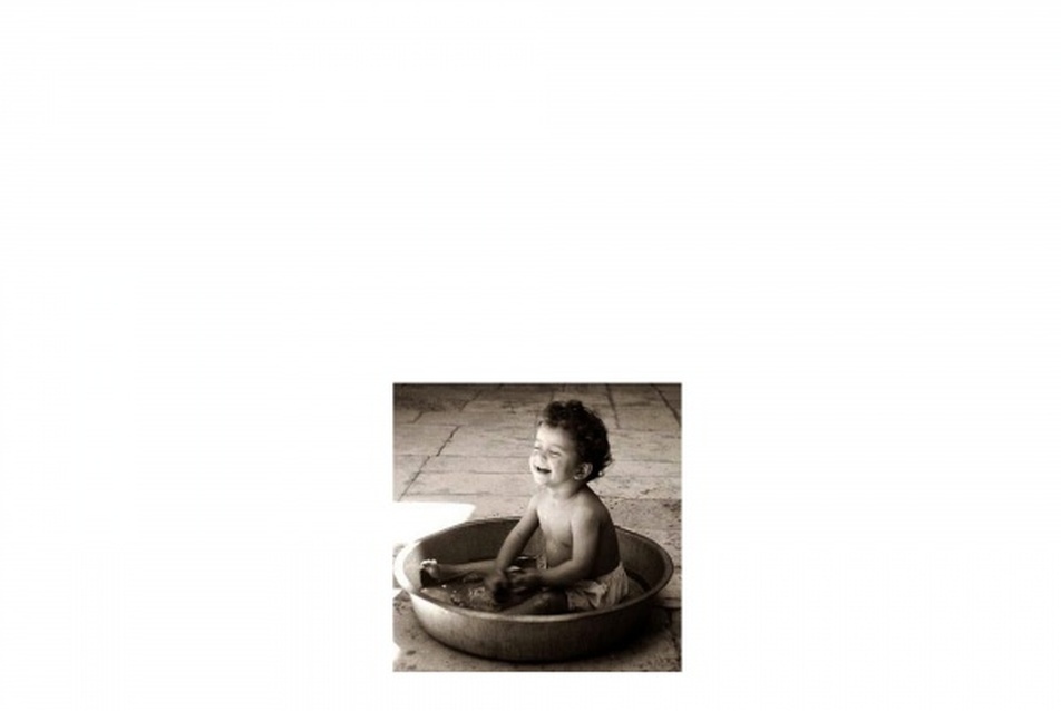 Fürdőző baba