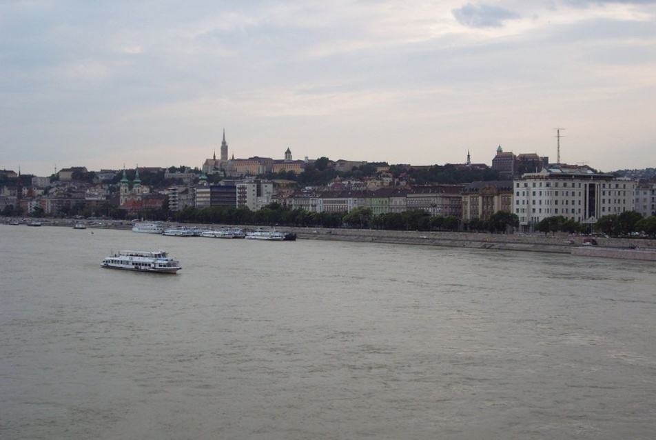 Polgárváros látképe a Margit hídról 2010 - fotó: Garai Péter