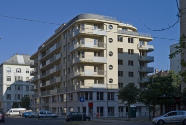 Budapest, XIII. Ipoly u 3., 67+10-lakásos lakóépület - fotó: Klein Rudolf