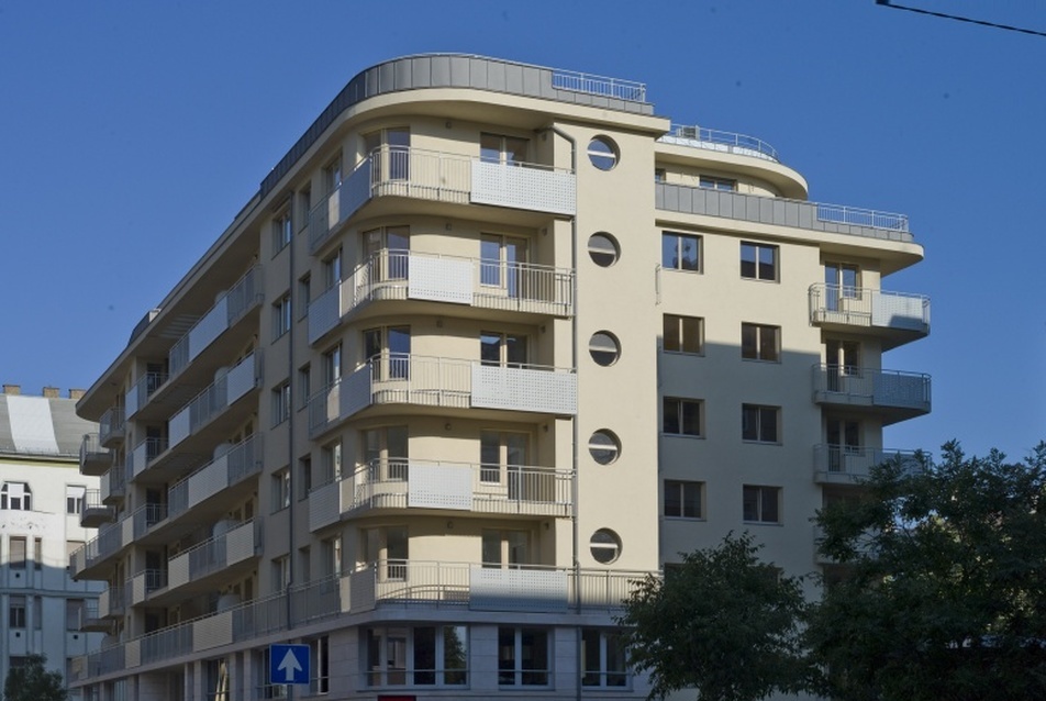 Budapest, XIII. Ipoly u 3., 67+10-lakásos lakóépület - fotó: Klein Rudolf