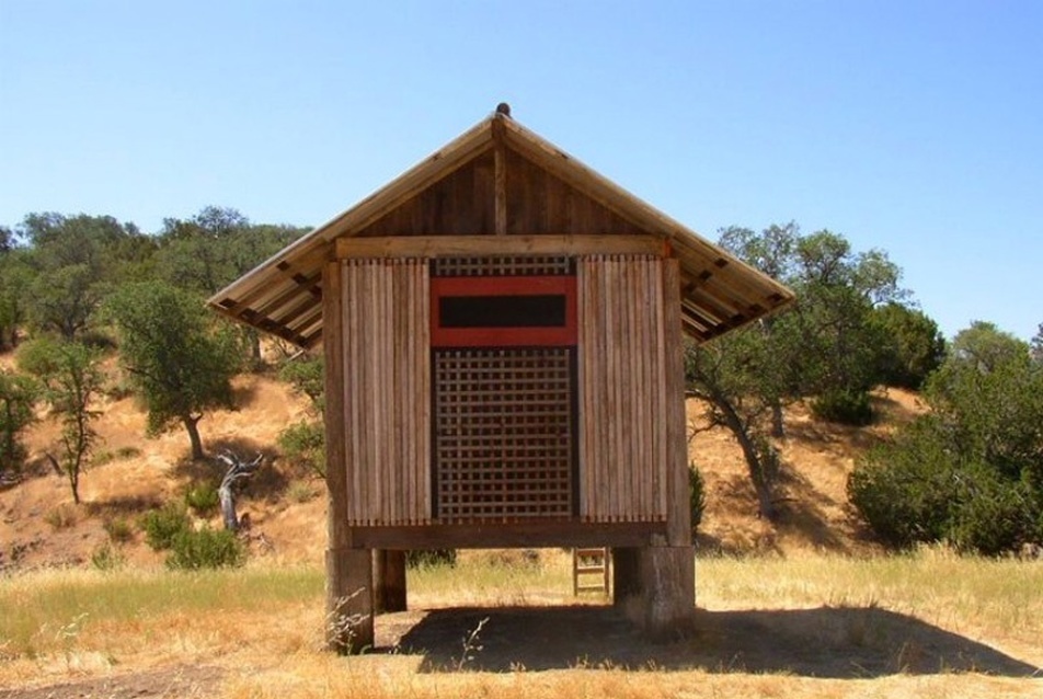 Shinto-ihletésű faház, San Benito County, California (2002), fotó: Victor Summers