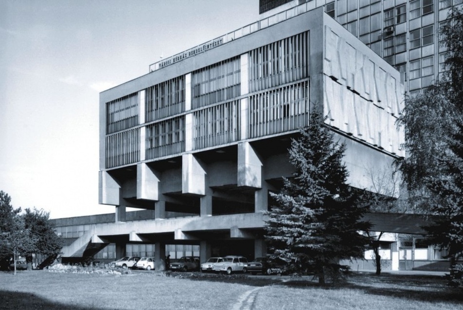 Kazincbarcika – kórház, tervező: Jánossy György