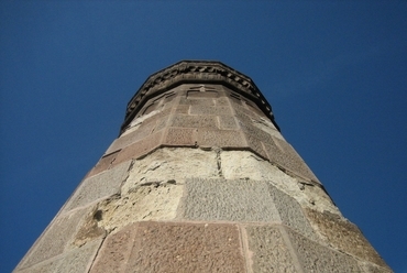 A minaret törzse, fotó: Báthory Gábor