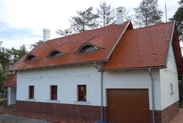 I helyezett: Trombitás Zoltán balatonfenyvesi lakóépület