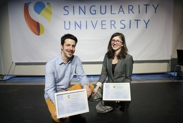Juhász Márton és Aleksandra Orchowska - a Singularity University közép- és dél-kelet-európai innovációs versenyének győztesei
