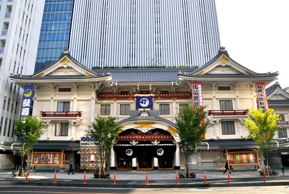 Újjáépítve is eredeti? - Kabuki-za színház Tokióban