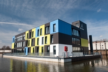 Az IBA dokk épülete Hamburgban