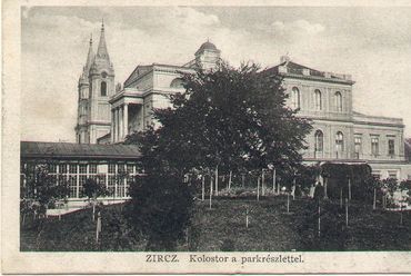 Archív felvétel az Apátsági épület a növényházzal egy képeslapon, forrás: Dombi Ferenc