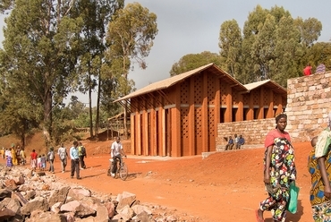 Gyerekkönyvtár Burundiban