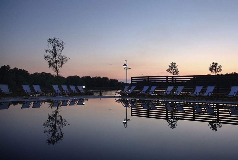 A világ 10 leglenyűgözőbb medencéje között a tiszafüredi Hotel Balneumé