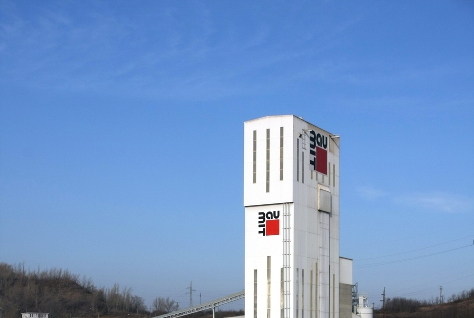 A Baumit Kft. dorogi gyárépületének bejárata, forrás: Baumit