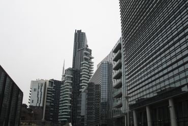 Milánó - Porta Nuova. A szerző felvétele.