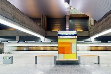 4-es Metro Üvegtextil Panelek - fotó: Bujnovszky Tamás