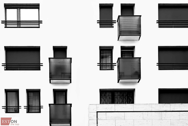 Kacsó Károly Loránd: Corvin negyed penthouse  lakások minmál stílusban