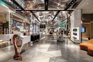 Harvey Nichols Luxury Lifestyle store - TRINITY termékekkel