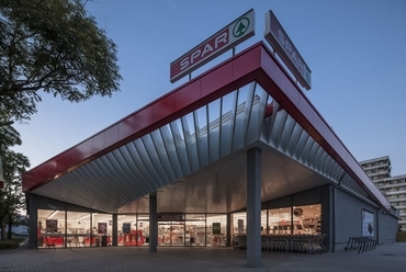 Spar, Tapolca 2015. Fotó: Batár Zsolt