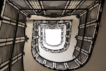 A lépcsőház - fotó: Kis Ádám / Lechner Tudásközpont