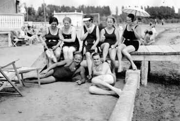 Almédi strand, 1930 - forrás: Fortepan - fotó: Karabélyos Péter