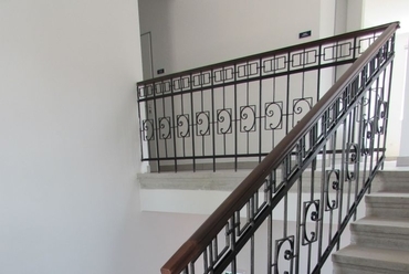 Laktanya épület lépcsőtér - fotó: Ruga Máté