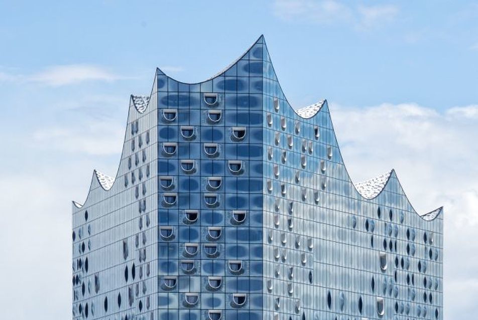 Elbphilharmonie - építész: Herzog & de Meuron - fotó: Wikipedia