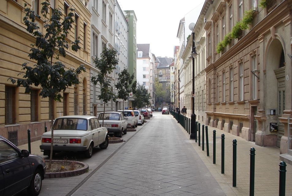 Az építészeti örökség integrált védelmének eszközei Magyarországon és Franciaországban