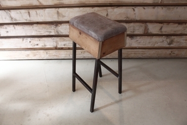 Prokai Ádám (Industreal): The Buck bar stool