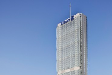 Allianz torony, Milánó - építész: Arata Isozaki és Andrea Maffei - forrás: designboom.com