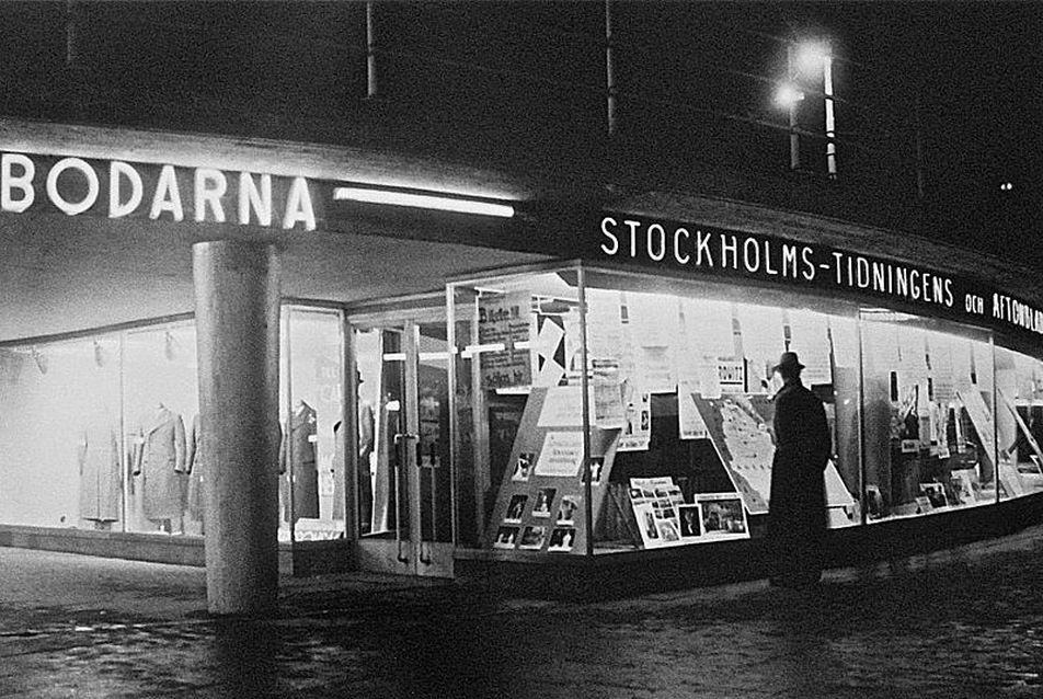 Üzletek a Slussen csomópontban, 1930-as évek - forrás: Wikipedia 