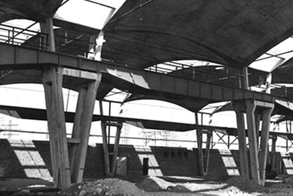 Rétegződő emlékezet - A magyar ipari építészet (ön)képei 1948-tól napjainkig