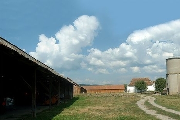 Az udvarház jelenlegi környezete - tervező: Rusz-Ajtony Eszter