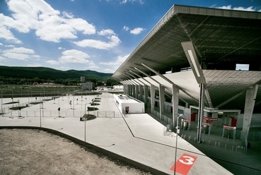 Diósgyőri Stadion - építész: Pottyondy Péter (Közti Zrt.) - fotó: Perness Norbert