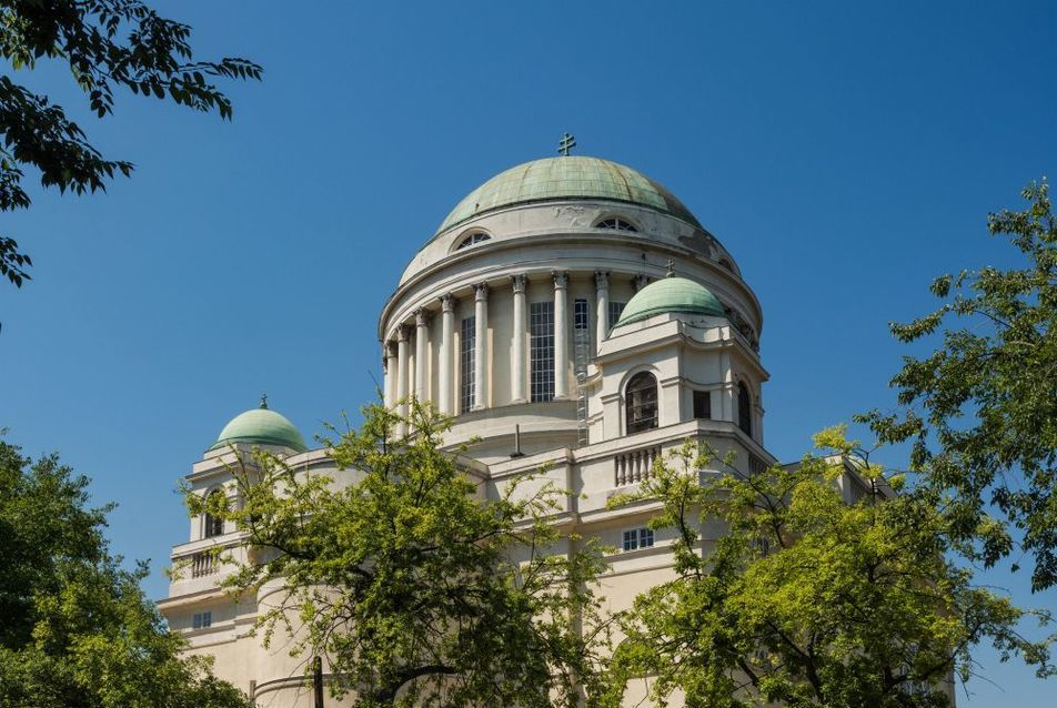 A Magyarok Nagyasszonya templom, volt Rezső téri I. Ferenc József emléktemplom (Fotó: Kis Ádám – Lechner Tudásközpont)