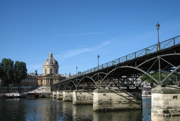 Pont des Arts, Párizs, Forrás: Wikipédia
